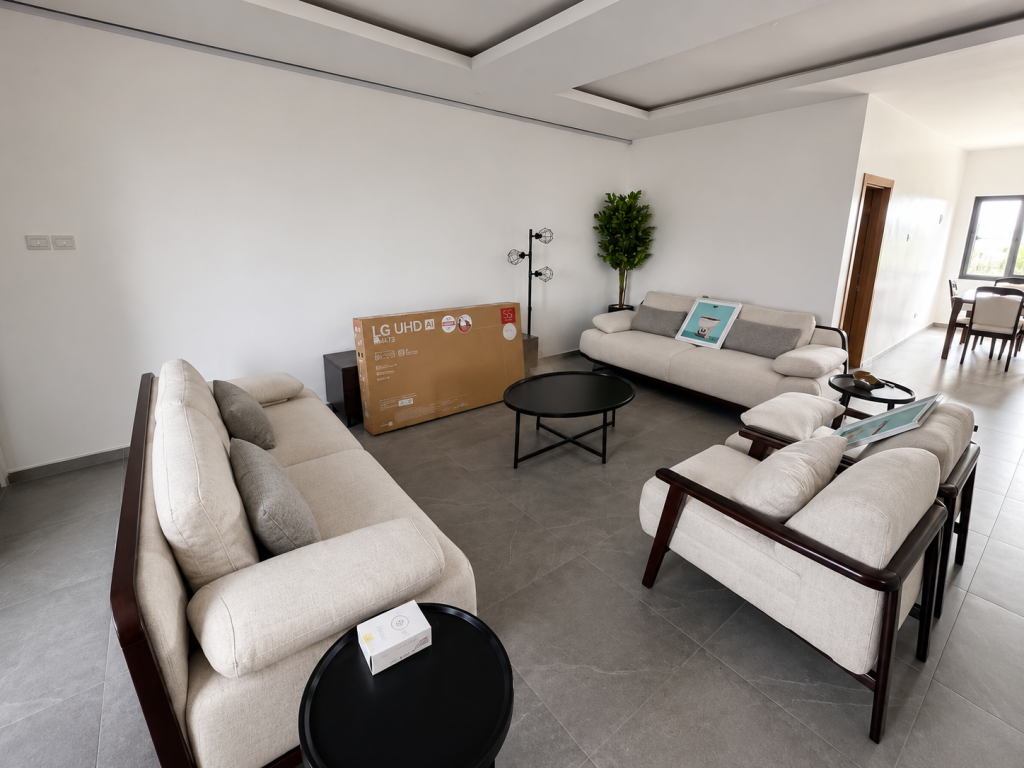 3 Spacious En-Suite Bedrooms